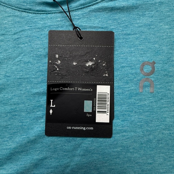 On™Cloud Women's Large R.O.C. Run On Clouds T-Shirt Spa  NWT - Picture 6 of 11